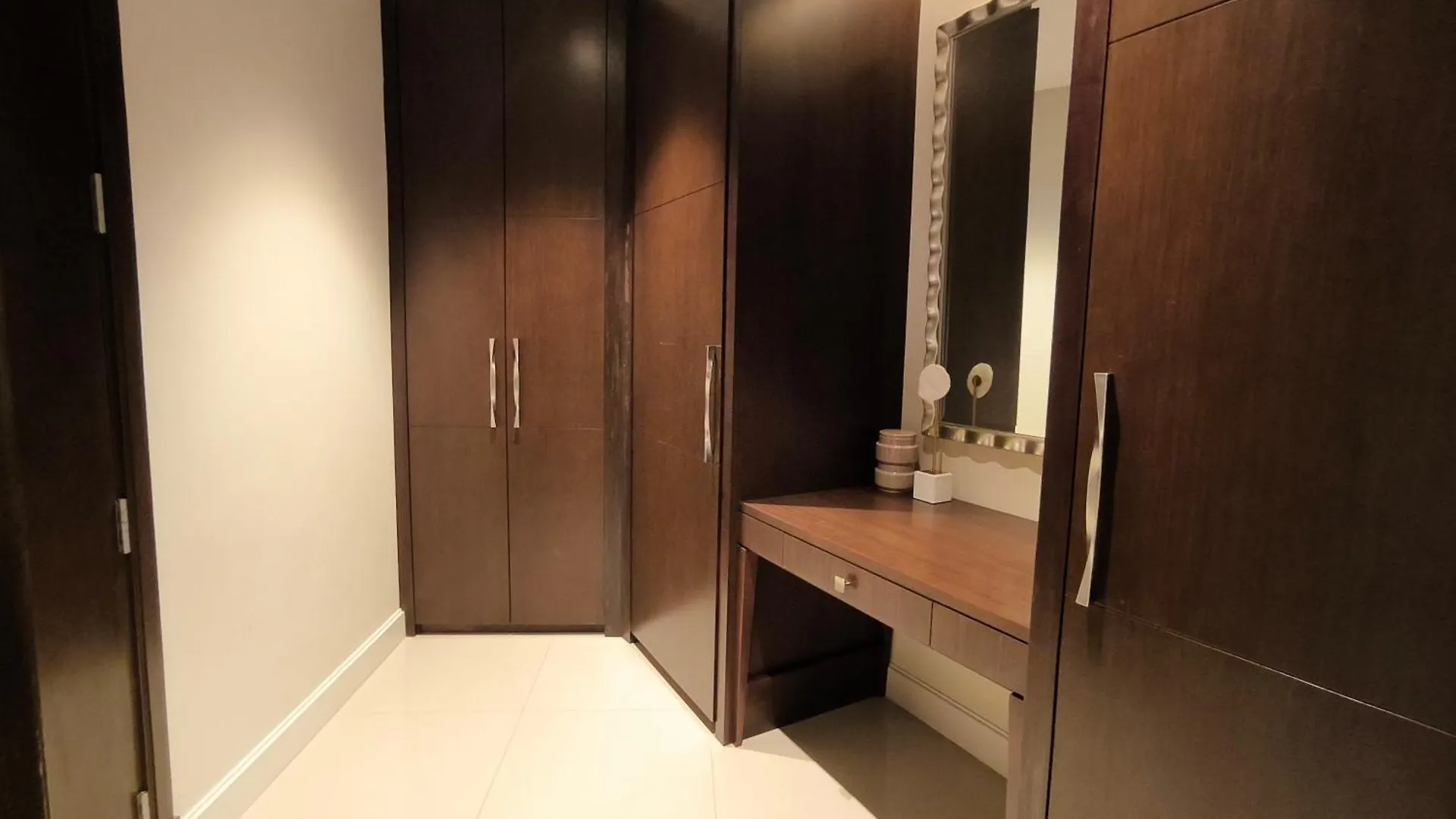 Apartment Luxurious 2-Bedroom Address Fountain Views Tower 2 Burj Khalifa View Dubai United Arab Emirates
