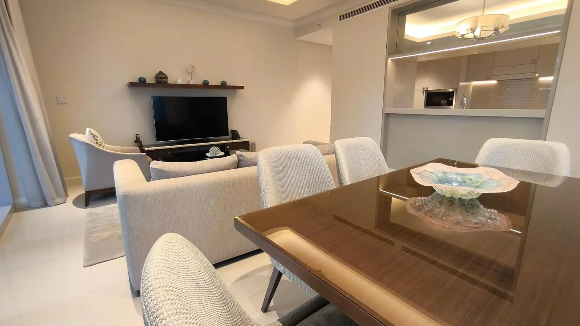 Luxurious 2-Bedroom Address Fountain Views Tower 2 Burj Khalifa View Дубай