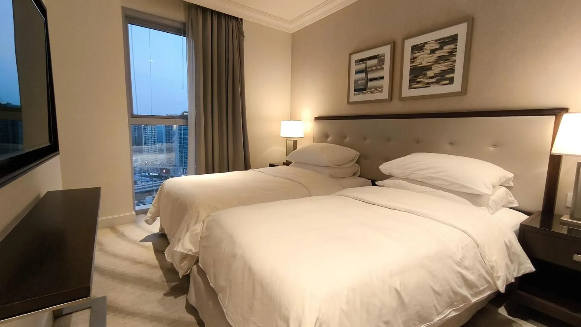 Luxurious 2-Bedroom Address Fountain Views Tower 2 Burj Khalifa View Дубай Апартаменты